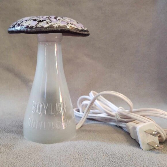 NEW Hand Crafted Handmade Upcycled Glass Bottle Mushroom Light - Picture 3 of 16